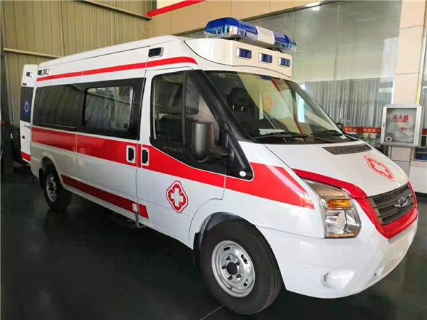金乡县福特V362救护车
